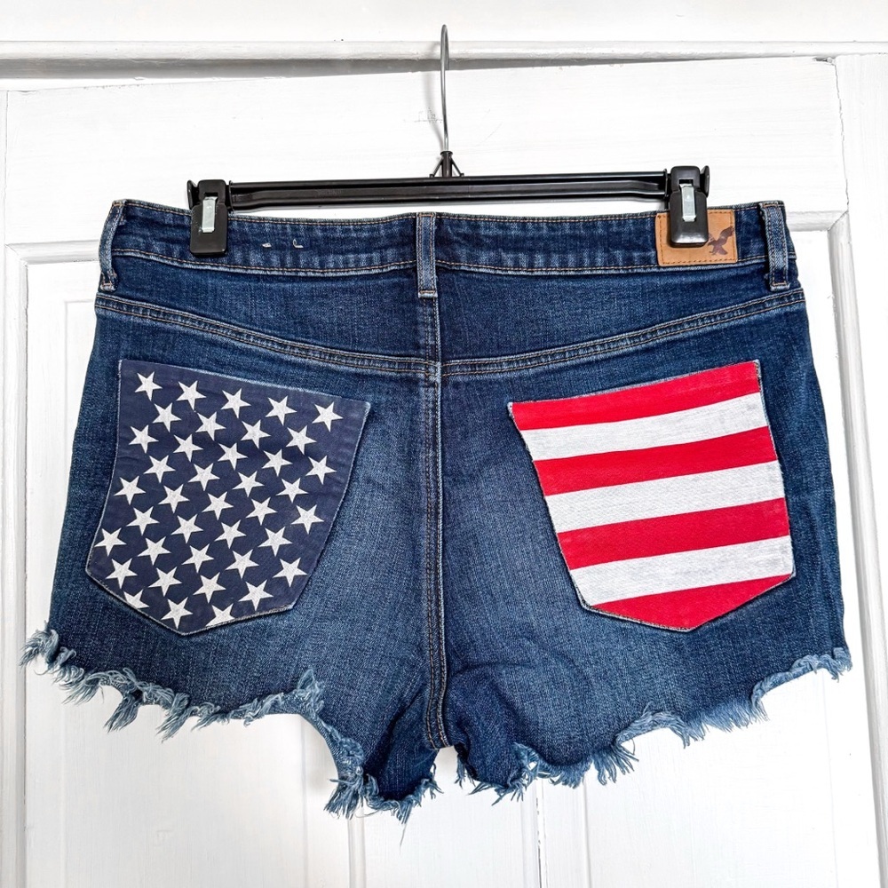 American Eagle Custom Vintage High Rise Festival Shorts - Picture 2 of 4